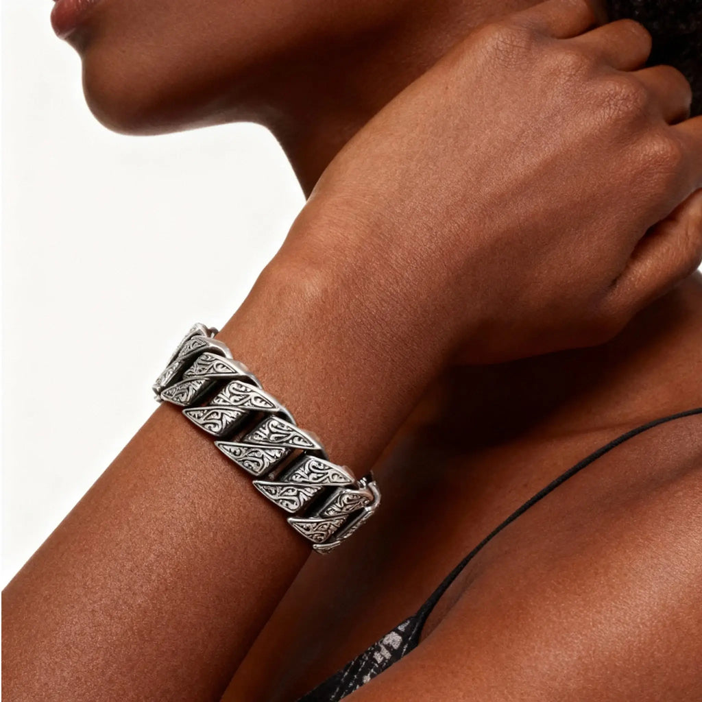 Vintage Stainless Steel Bracelet 17mm - 316L Stainless Steel, Vintage Pattern, Steel Color