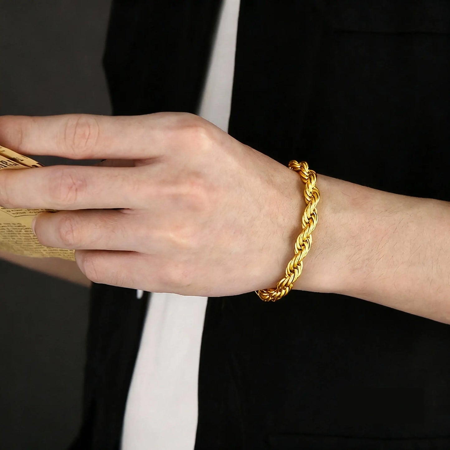 Twisted Chain Bracelet - 316L Stainless Steel, 18K Gold Plated