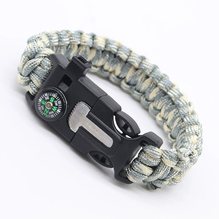 5-in-1 Outdoor Paracord Bracelet